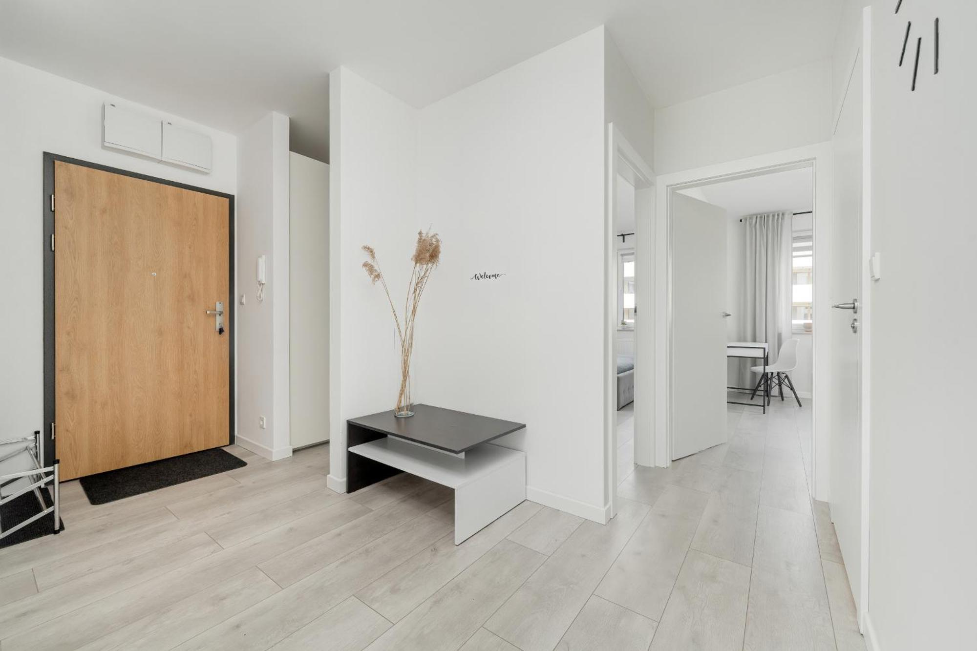 Miedziana Bright Apartment With Balcony And Parking Wroclaw By Noclegi Renters Exteriör bild